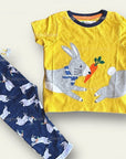 Baby Boden Boys Bunny Hop Appliqué Play Set – Yellow & Navy Mini Boden